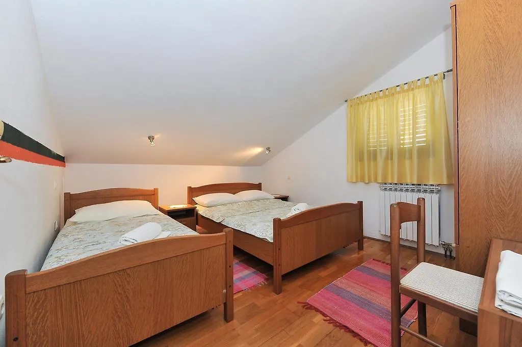 Guesthouse Baric Zara 3*,