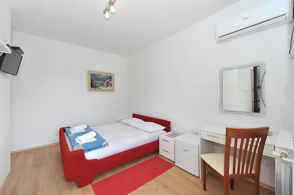 *** Affittacamere Guesthouse Baric Zara Croazia