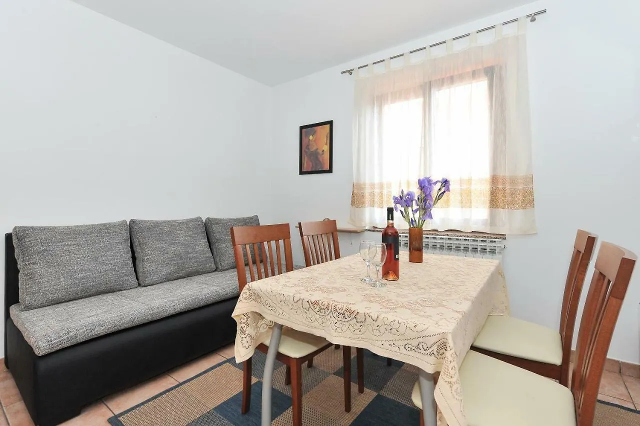 Guesthouse Baric Zara 3*,